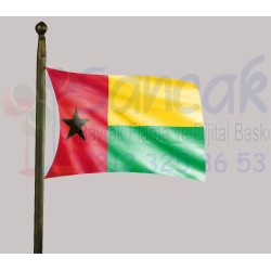 Guinea-Bissau Bayrağı